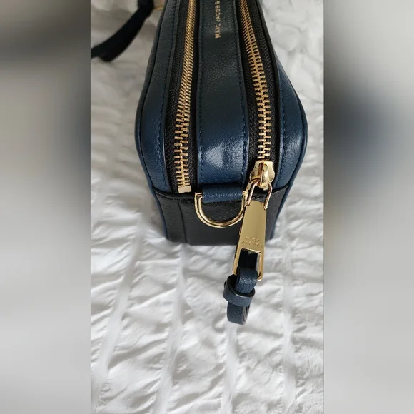 Like New Marc Jacobs Calfskin Softshot 21 Crossbody Bag Navy - Picture 6 of 10